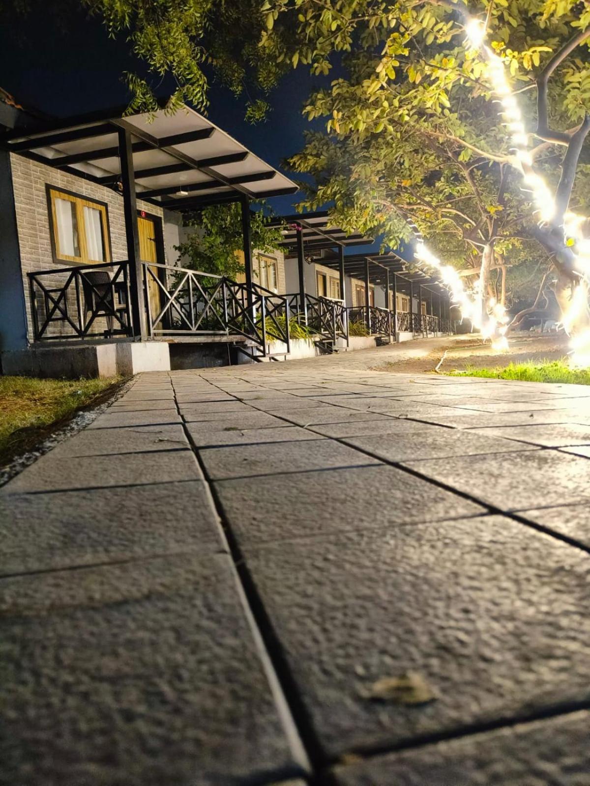 Agralam Cottages @Raghunandan Resort Nashik Dış mekan fotoğraf